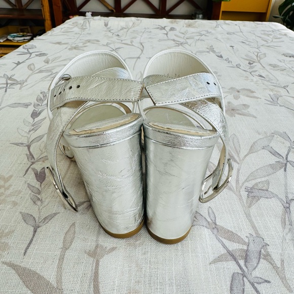 Authentic Dior White/Silver Leather CD Block Heel
Ankle Strap Sandals Sz 36 NWOT - Picture 4 of 6